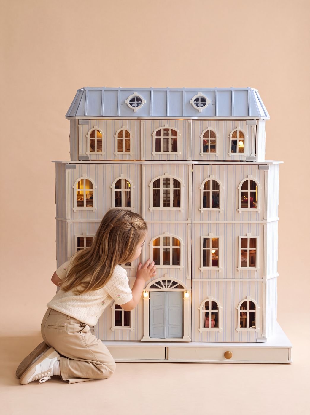 How a Little Forest Animals Dollhouse Is Made