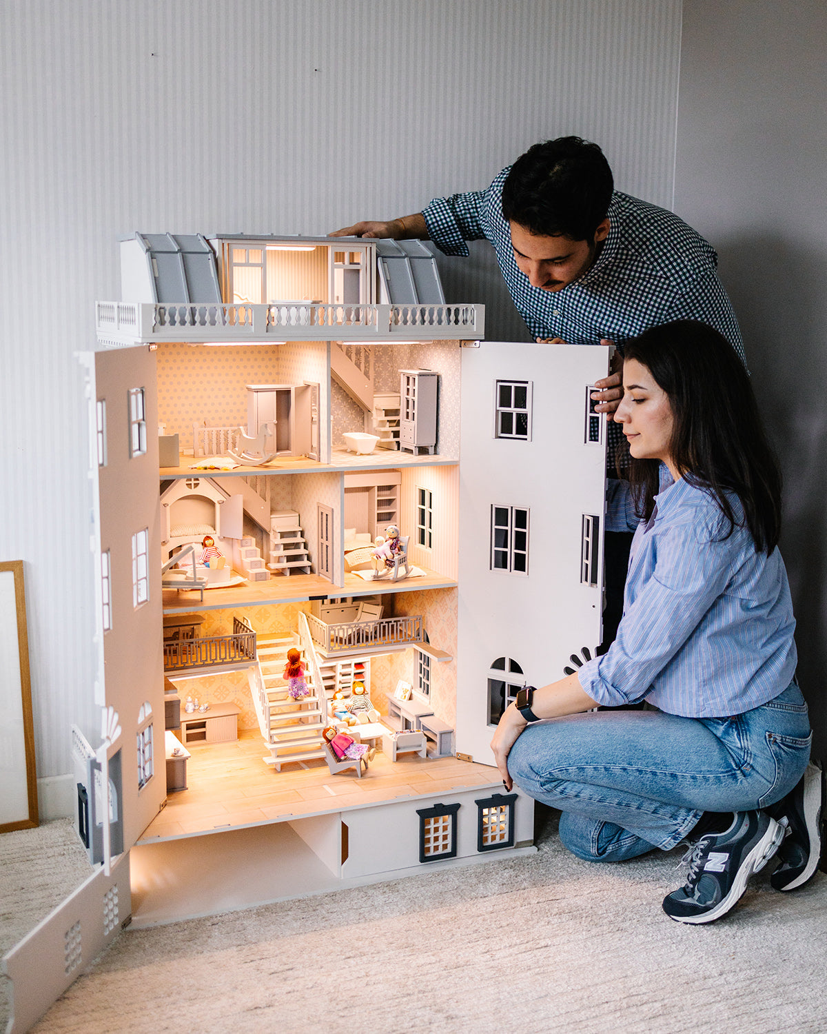 Timeless Toys: Why Handmade Pieces Never Go Out of Style