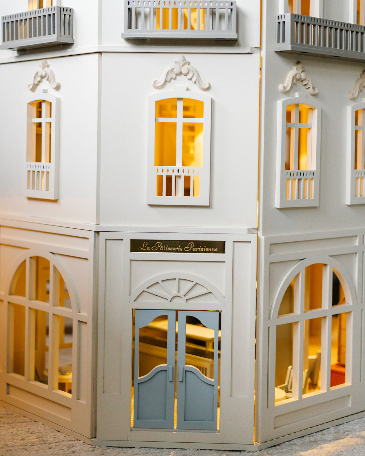 House of Paris Luxury Dollhouse – A Tale of Parisian Magic
