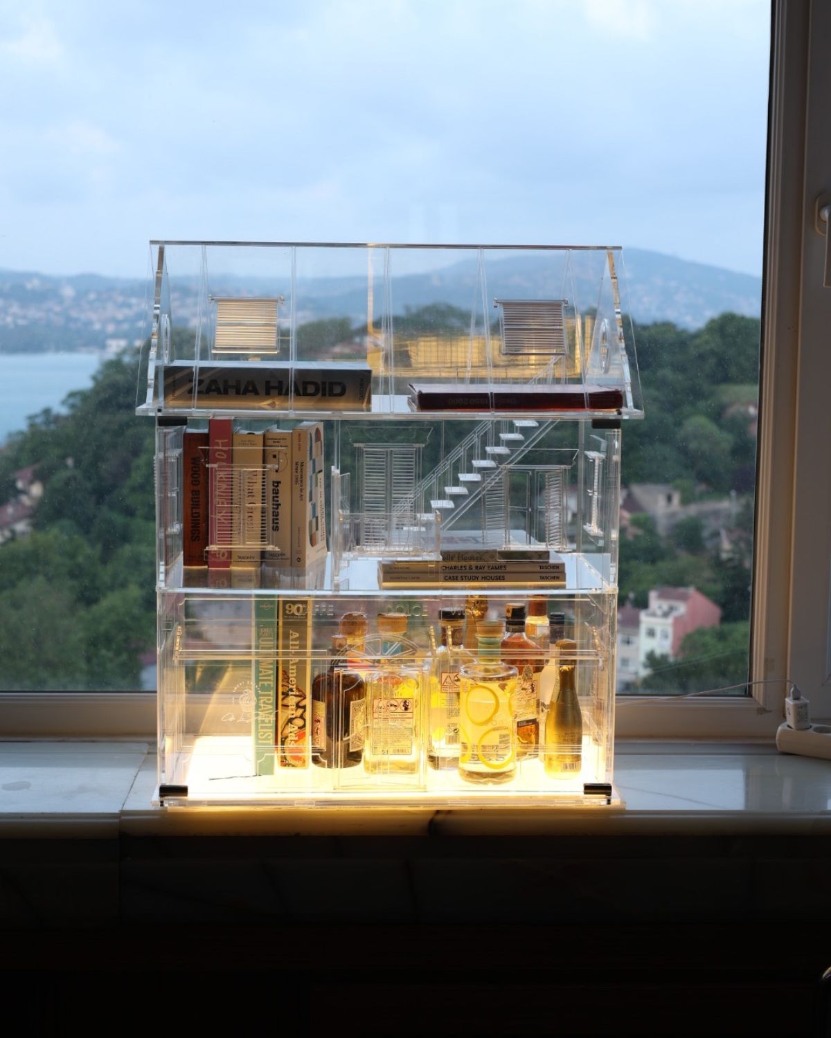 Crystal Rome – Limited Edition Luxury Plexiglass Dollhouse