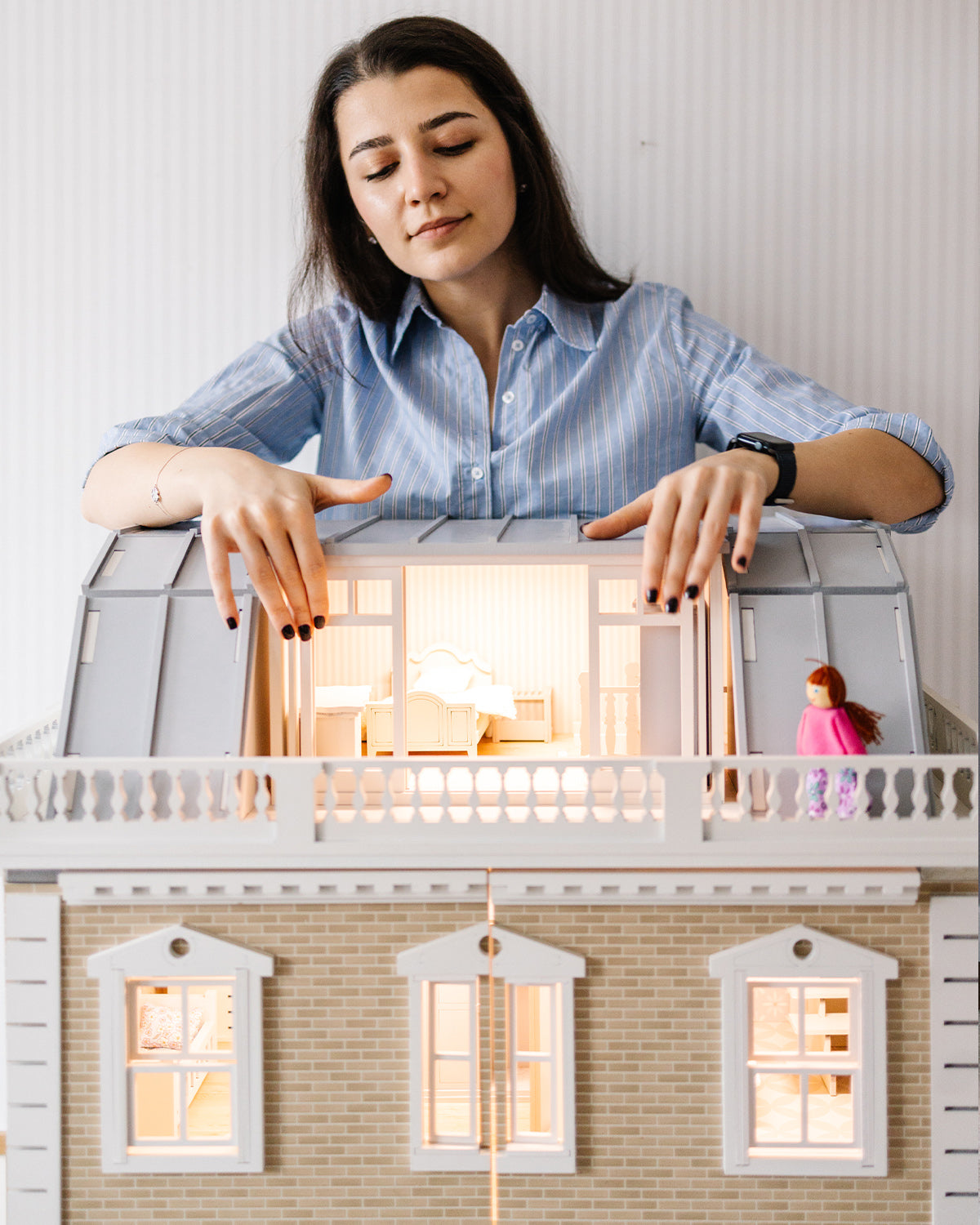 House of New York - Giant Dollhouse