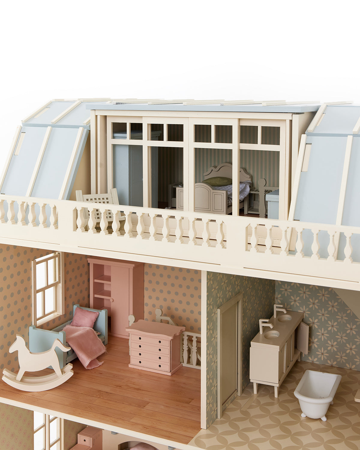 House of New York - Giant Dollhouse