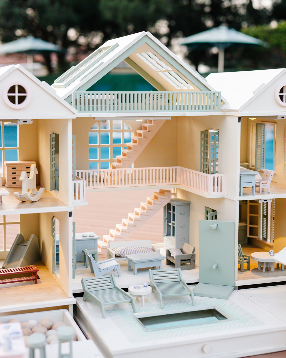 House of Palm Beach Dollhouse