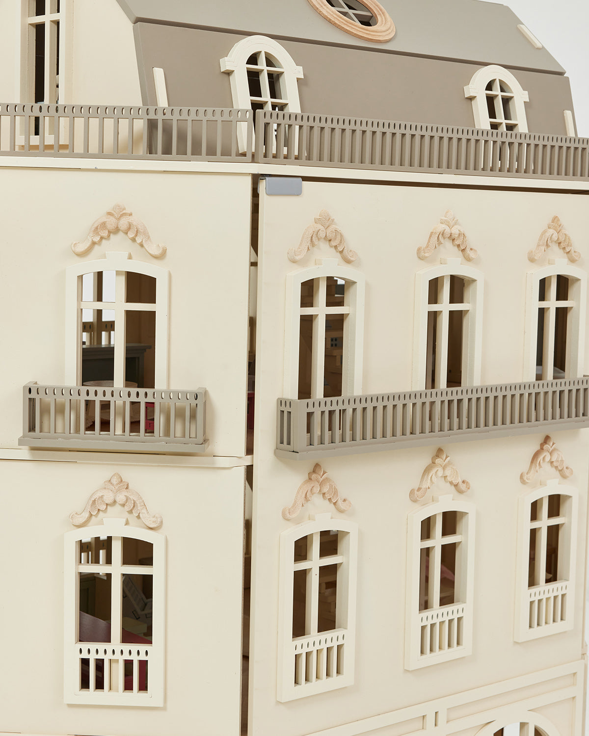 House of Paris Luxury Dollhouse – A Tale of Parisian Magic