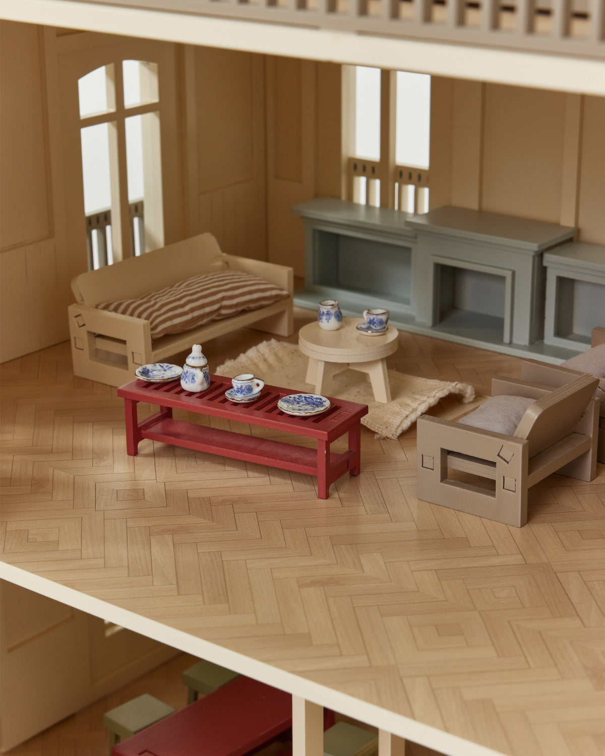 House of Paris Luxury Dollhouse – A Tale of Parisian Magic
