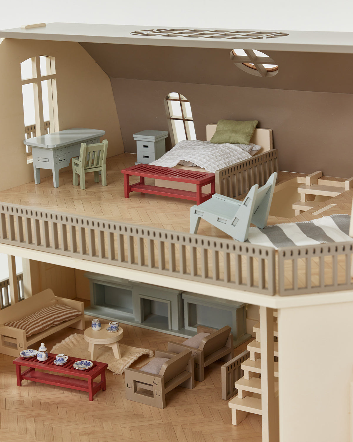 House of Paris Luxury Dollhouse – A Tale of Parisian Magic