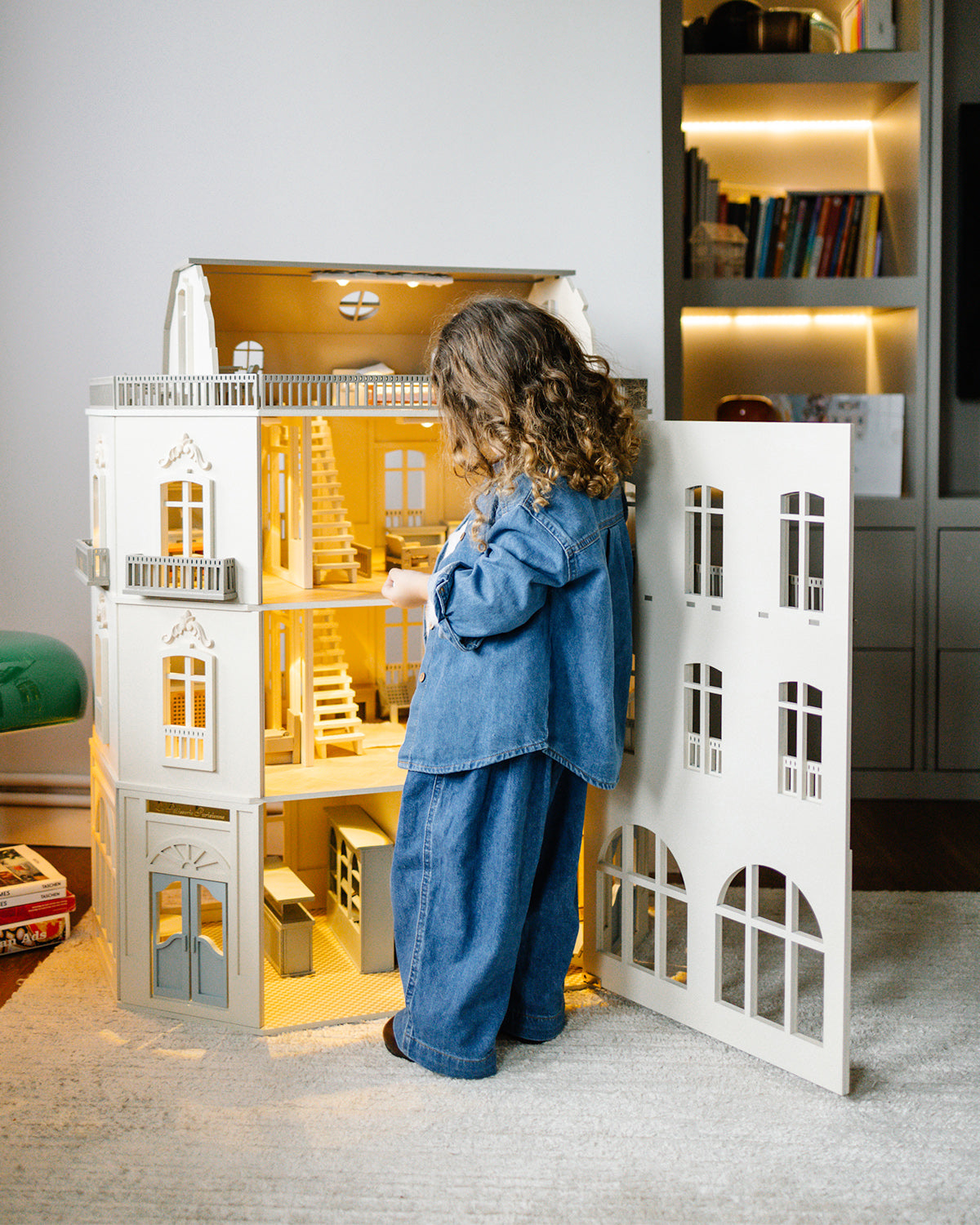 House of Paris Luxury Dollhouse – A Tale of Parisian Magic
