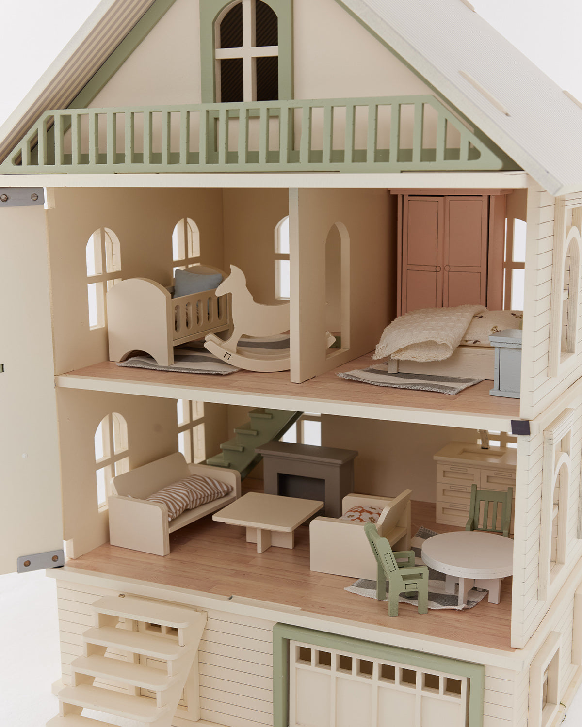House of San Francisco – Luxury Wooden Dollhouse for Timeless Play