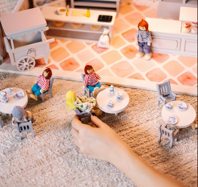 Doll Family