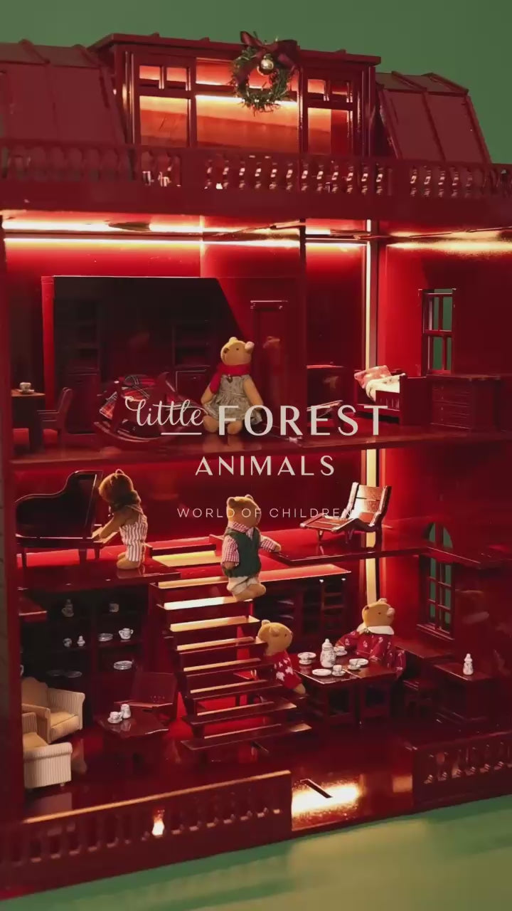 Little Forest Animals — House of Bordeaux Christmas 2026 Limited Edition. A handcrafted wooden dollhouse captured in warm candlelight, featuring miniature Christmas scenes, teddy bears, and softly glowing interiors. Each frame reveals the poetry of quiet luxury — handmade details, LED lighting, and timeless collectible design. Only twenty-six houses ever made.


#HouseOfBordeaux #LittleForestAnimals #ChristmasDollhouse #WoodenDollhouse #QuietLuxuryDecor #HandcraftedMiniatures #LimitedEdition #LuxuryChristma