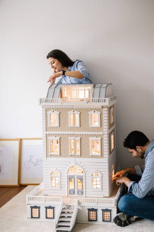 Wooden vs. Plastic Dollhouses: The Best Choice for Eco-Friendly Play